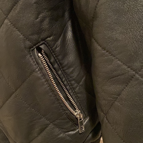 Vegan leather bomber jacket - Picture 6 of 9